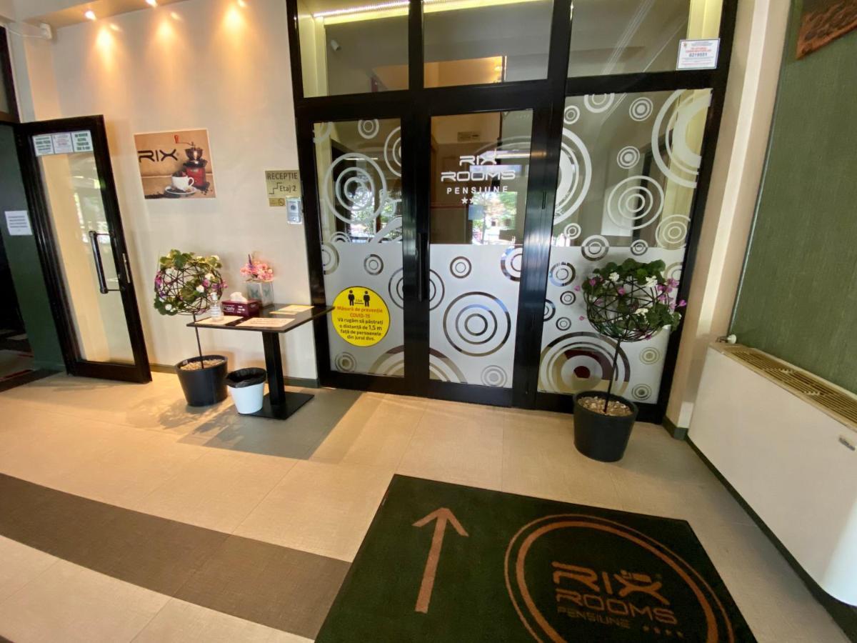 Pensiunea Rix Rooms Focşani Extérieur photo