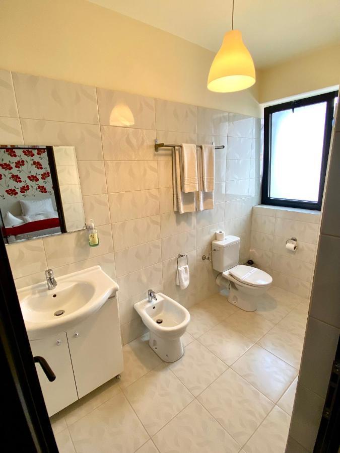 Pensiunea Rix Rooms Focşani Extérieur photo