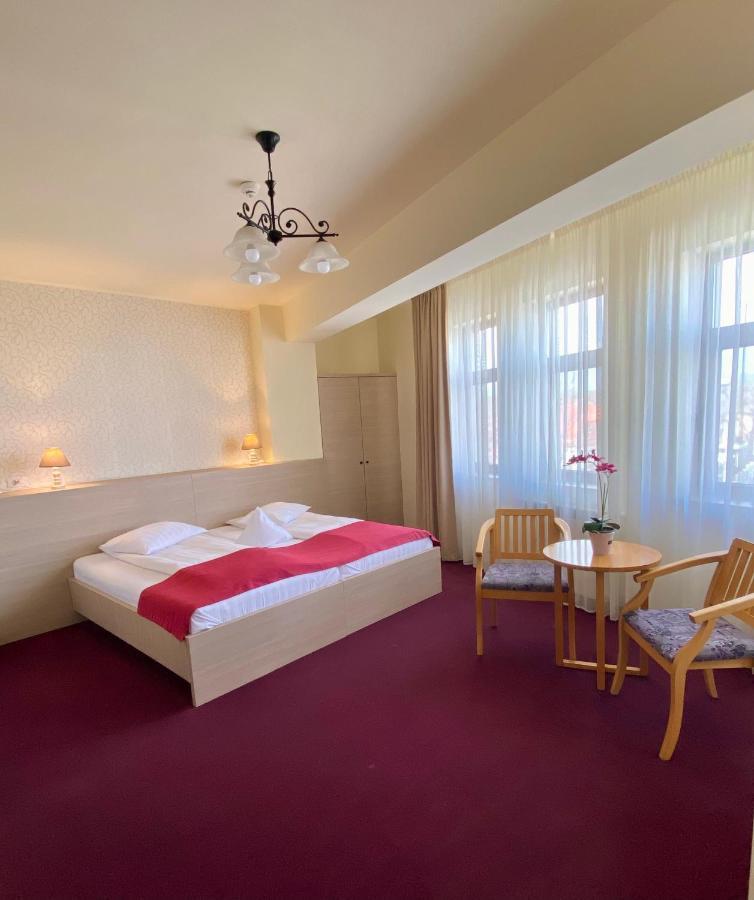 Pensiunea Rix Rooms Focşani Extérieur photo