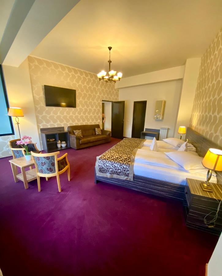 Pensiunea Rix Rooms Focşani Extérieur photo